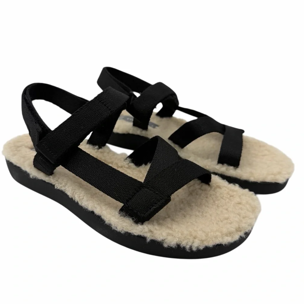 NEW Everlane Black ReNew Teddy Faux Fur Sport Sandal in Size 6